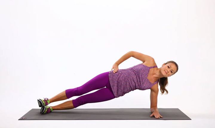 Side Plank core strengthening exercise 